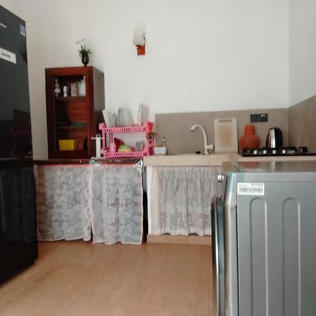Villa Chaya Hikkaduwa Buitenkant foto