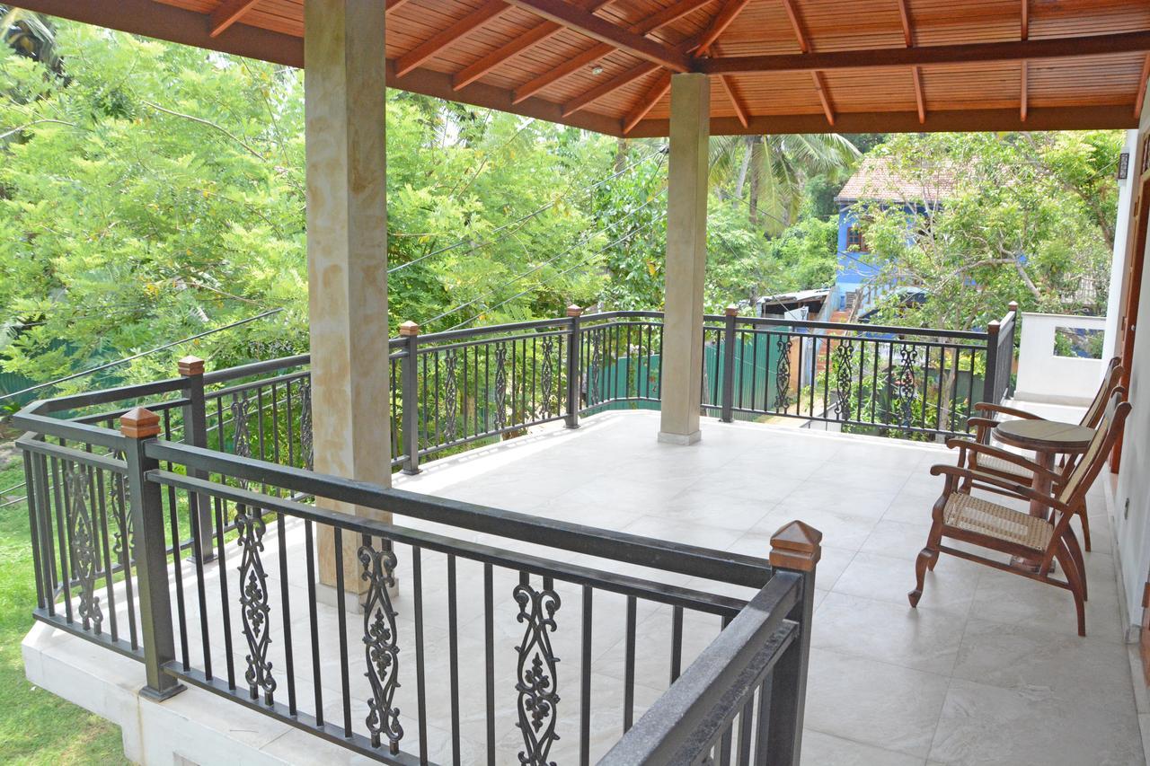 Villa Chaya Hikkaduwa Buitenkant foto