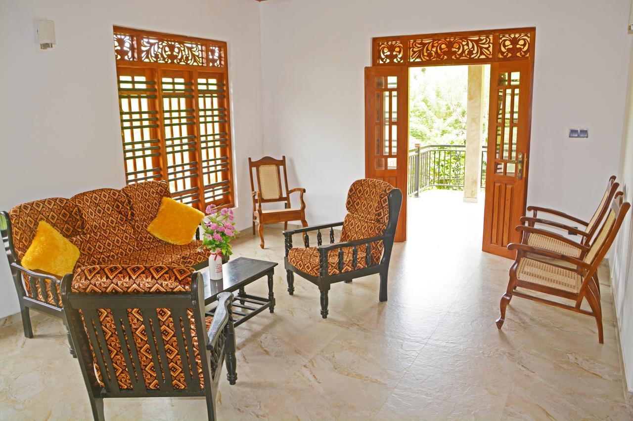 Villa Chaya Hikkaduwa Buitenkant foto
